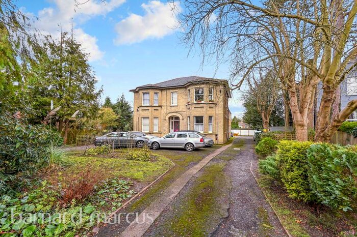 1 Bedroom Flat To Rent In College Road, Epsom, KT17