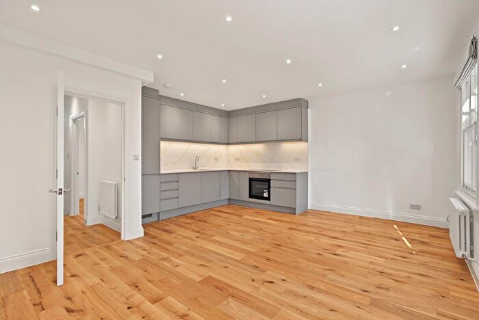 2 Bedroom Flat To Rent In Riversdale Road, London, N5