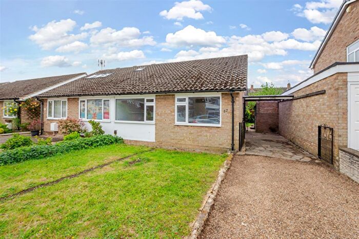 2 Bedroom Semi-Detached Bungalow To Rent In Magnolia Drive, Biggin Hill, Westerham, TN16