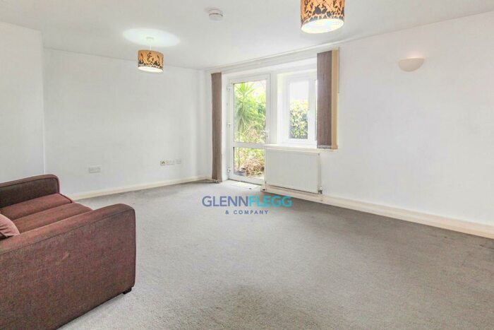 2 Bedroom Ground Flat To Rent In ***Let Agreed***Duncansby House, Stratfield Road***Let Agreed***, SL1