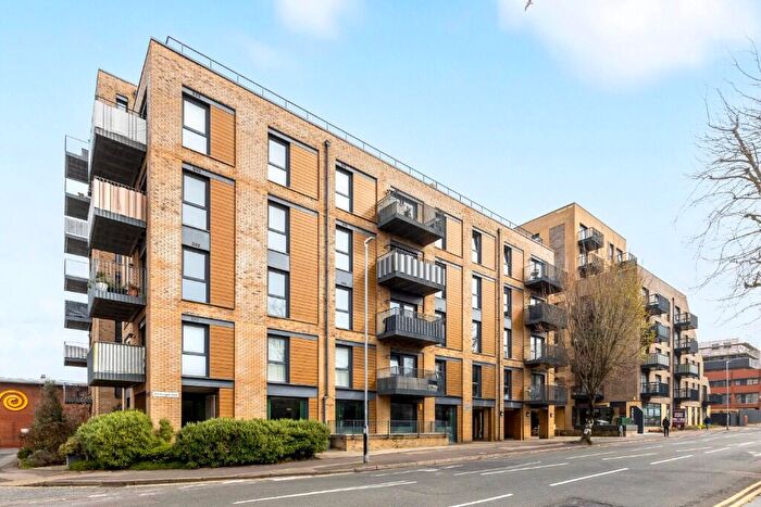 2 Bedroom Flat For Sale In The Artisan, Davigdor Road, Hove, BN3