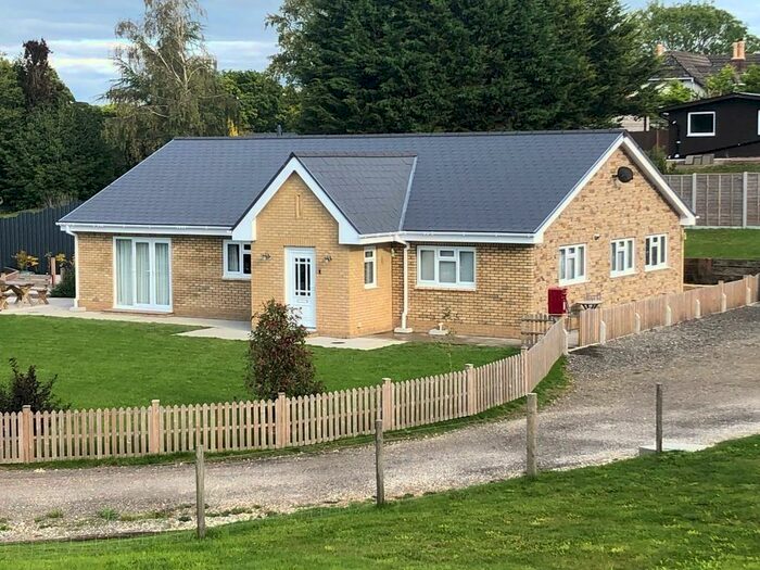 3 Bedroom Detached Bungalow For Sale In Wootton Bridge, Ryde, Isle Of Wight, PO33