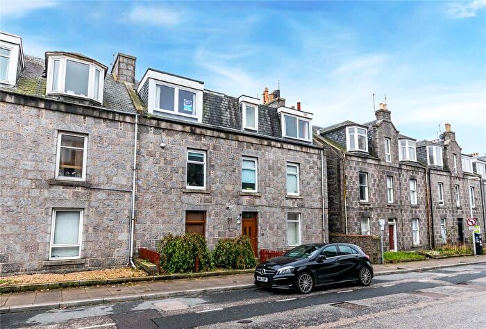 1 Bedroom Flat To Rent In Lamond Place, Aberdeen, AB25