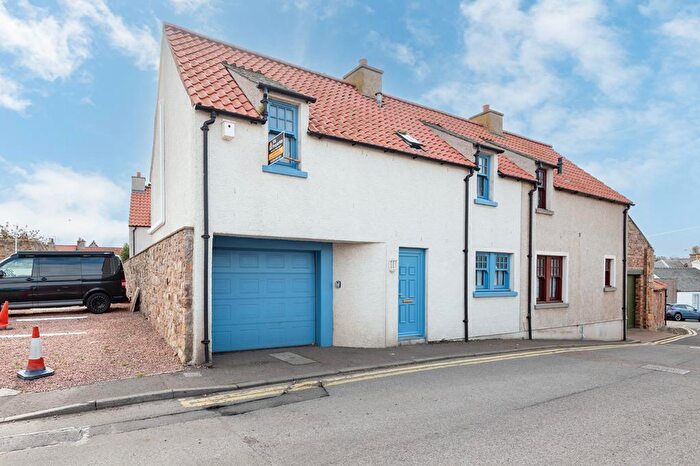 3 Bedroom Semi-Detached House For Sale In Backgate, Pittenweem, KY10