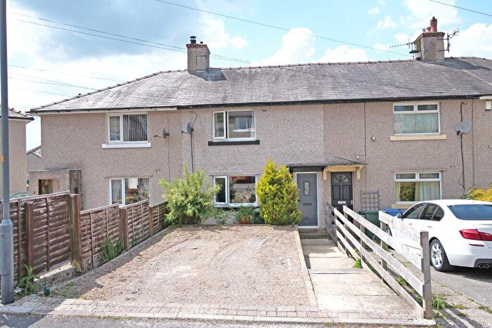 2 Bedroom Terraced House For Sale In Aldersley Avenue, Skipton, BD23