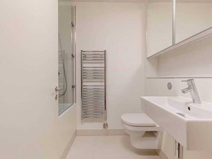 1 Bedroom Flat To Rent In Simpson Loan, Quartermile, Edinburgh, EH3