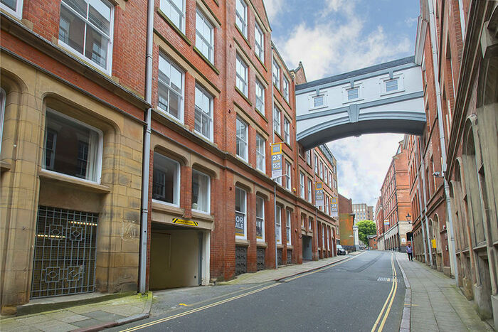 2 Bedroom Apartment To Rent In Hounds Gate, Nottingham, NG1