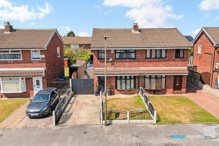 3 Bedroom Semi-Detached House For Sale In Fulbeck Avenue, Wigan, WN3