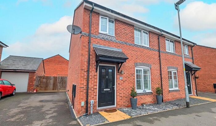 3 Bedroom Semi Detached House For Sale In Cortland Way, Stourport-On-Severn, DY13