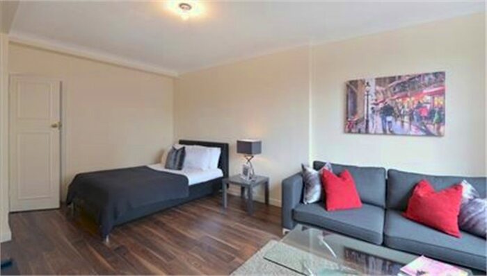 Studio To Rent In Hill Street, London, W1J