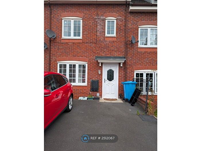 3 Bedroom Terraced House To Rent In Springvale Close, Kirkby, Liverpool, L32