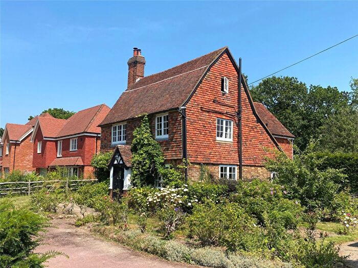4 Bedroom Detached House For Sale In Maidstone Road, Horsmonden, Kent, TN12