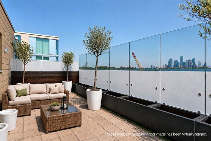 3 Bedroom Flat For Sale In Axis Court, East Lane, London, SE16