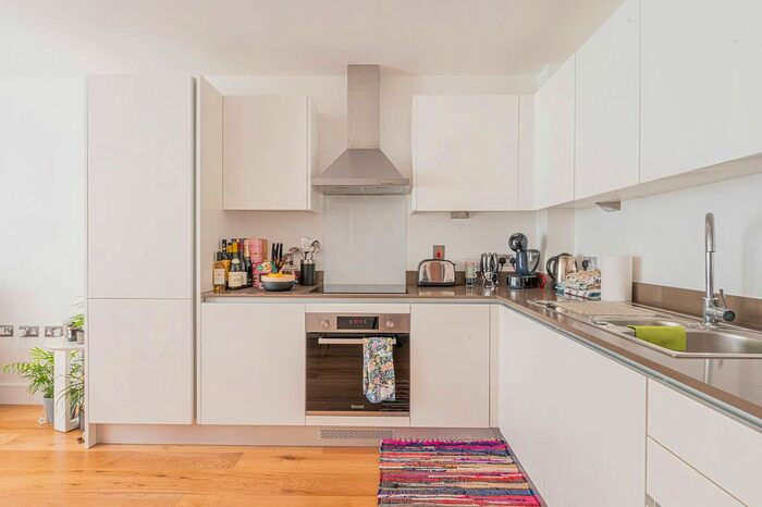 1 Bedroom Flat To Rent In Grove Place, Eltham, London, SE9