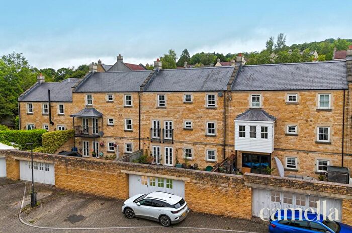 4 Bedroom Terraced House For Sale In Eveleigh Avenue, Bath, BA1