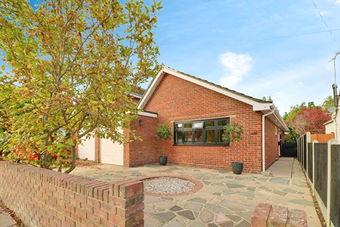 3 Bedroom Detached Bungalow To Rent In Blenheim Crescent, Leigh-On-Sea, SS9