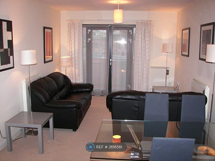 2 Bedroom Flat To Rent In George Street, Birmingham, B3