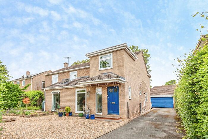 5 Bedroom Detached House For Sale In Vine Close, Stapleford, Cambridge, Cambridgeshire, CB22