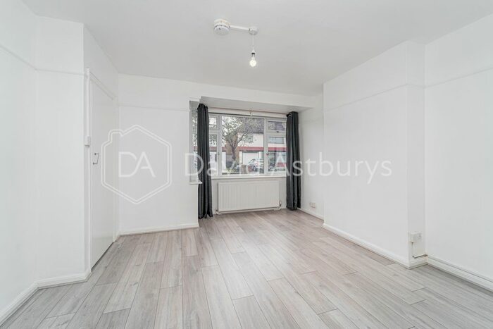 3 Bedroom Terraced House To Rent In Middleham Road, Tottenham, London, N18