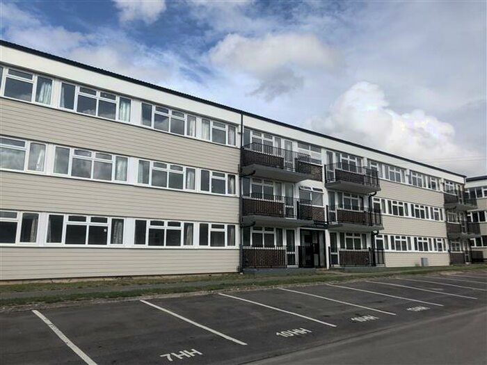 3 Bedroom Flat To Rent In Kiwi Place, Heathcote House, Bulford, Bulford Barracks, SP4