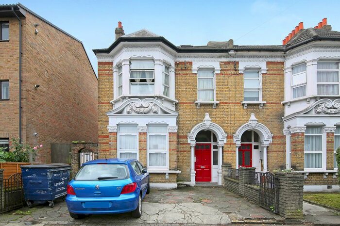 Studio To Rent In Streatham Place, Streatham Hill, SW2