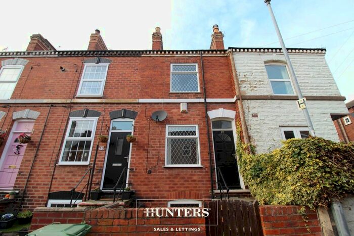 3 Bedroom Terraced House To Rent In Tanshelf Drive, Pontefract, WF8
