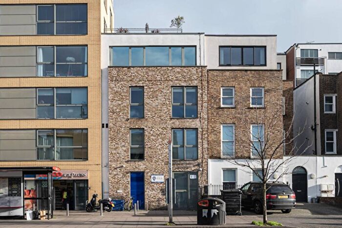1 Bedroom Flat For Sale In Kingsland Road, Haggerston, London, E8