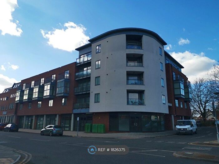 2 Bedroom Flat To Rent In Broomfield Road, Chelmsford, CM1