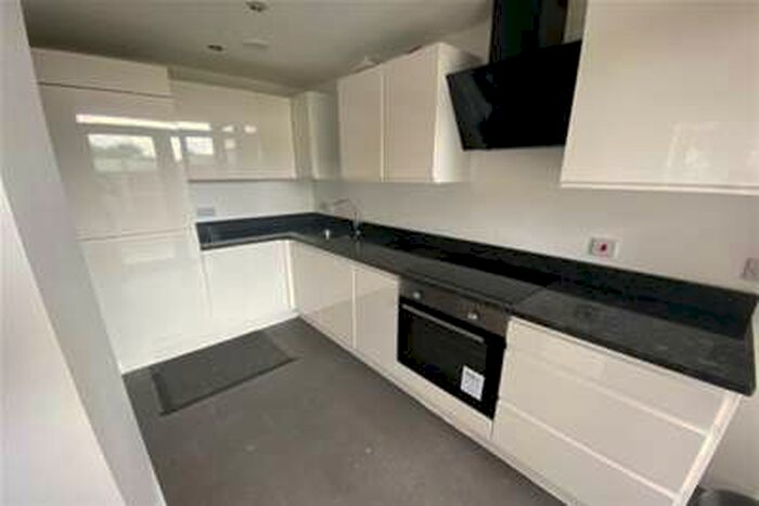 1 Bedroom Flat To Rent In Belem Tower, L17