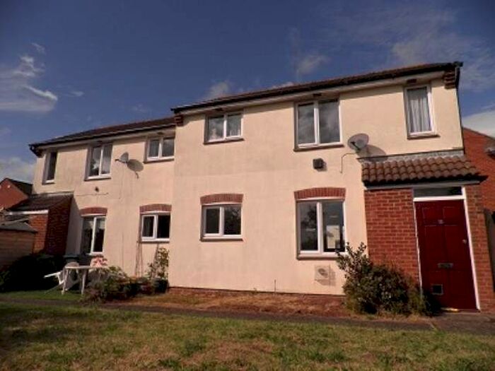 1 Bedroom Flat To Rent In Buckleaze Close, Trowbridge, Wiltshire, BA14