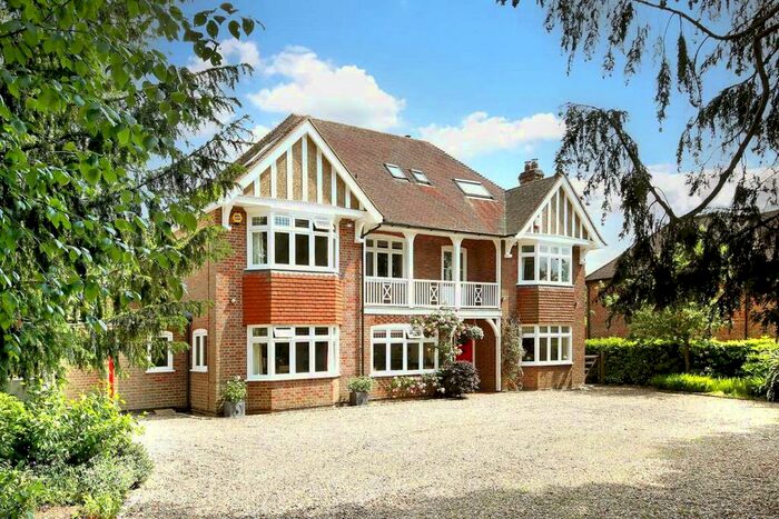 6 Bedroom Detached House For Sale In Amersham, HP7