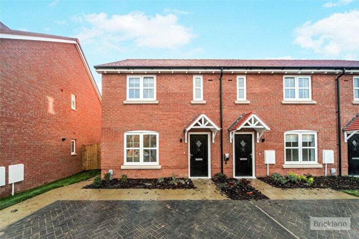 3 Bedroom Semi-Detached House To Rent In Funnell Drive, Stone Cross, Pevensey, BN24