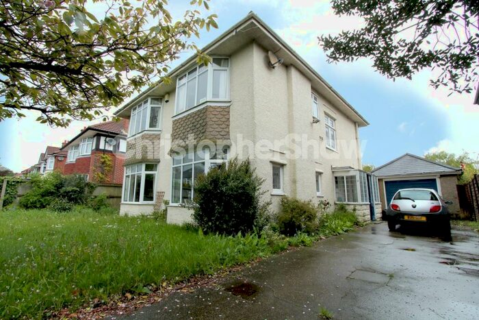 5 Bedroom House To Rent In Bethia Road, Bournemouth, BH8