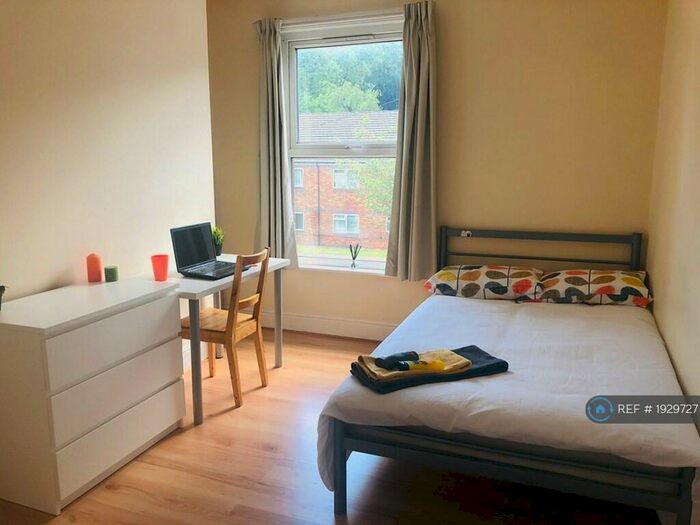 5 Bedroom Terraced House To Rent In Stalker Lees Road, Sheffield, S11