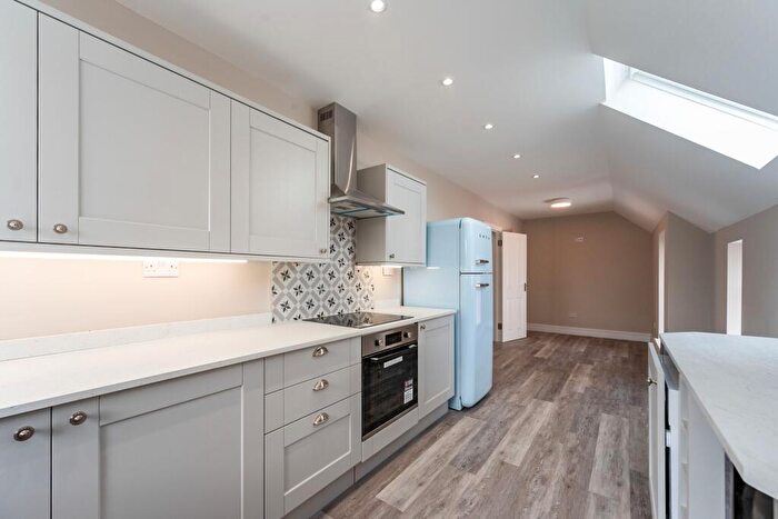 2 Bedroom Apartment To Rent In Palmerston Road, Southsea, PO5