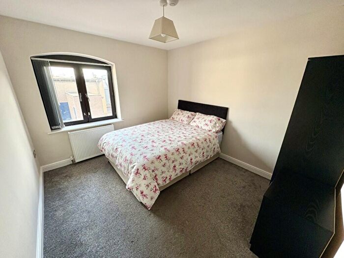 3 Bedroom Flat To Rent In Dale Street, Liverpool, Merseyside, L2