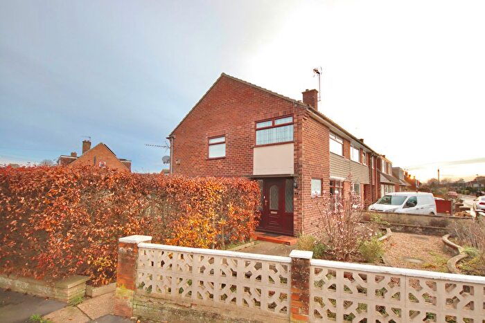 3 Bedroom Semi-Detached House For Sale In Broadway, North Hykeham, LN6