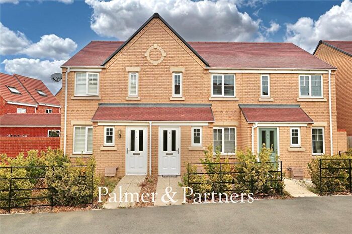 2 Bedroom Terraced House For Sale In Tanner Walk, Hadleigh, Ipswich, Suffolk, IP7
