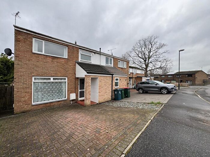 3 Bedroom End Of Terrace House To Rent In Dovedale Crescent, Crawley, RH11