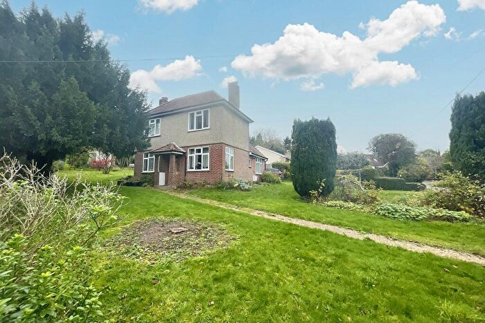 3 Bedroom Detached House For Sale In Allington, SP4