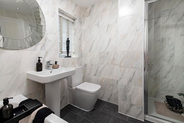 4 Bedroom Detached House For Sale In Beck Lane, Sutton In Ashfield, Nottinghamshire, NG17