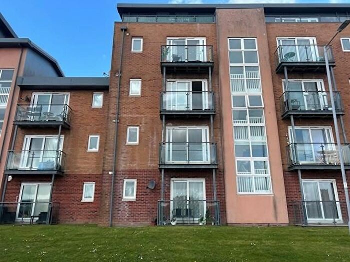 2 Bedroom Property For Sale In Pentre Doc Y Gogledd, Llanelli, SA15