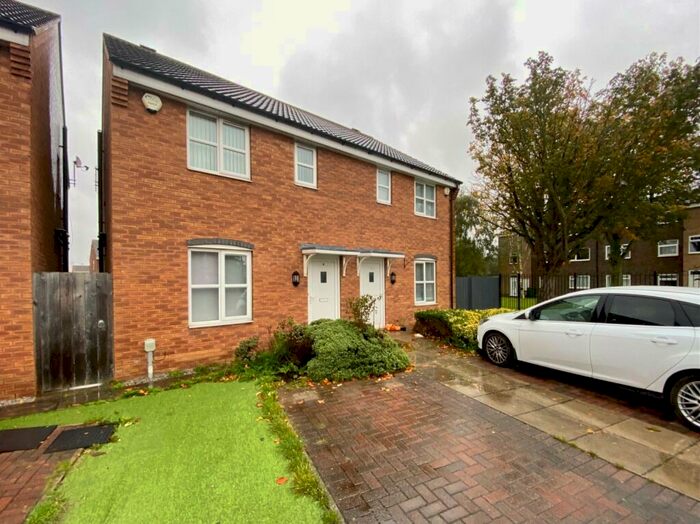 3 Bedroom Semi-Detached House To Rent In Tyrell Oaks, Hedon, Hull, East Yorkshire, HU12