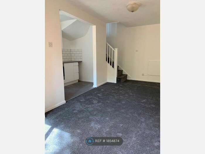 1 Bedroom Terraced House To Rent In Horizon Close, Tunbridge Wells, TN4