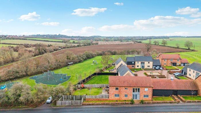 5 Bedroom Detached House For Sale In Horwood Mill, Milton Keynes, MK17