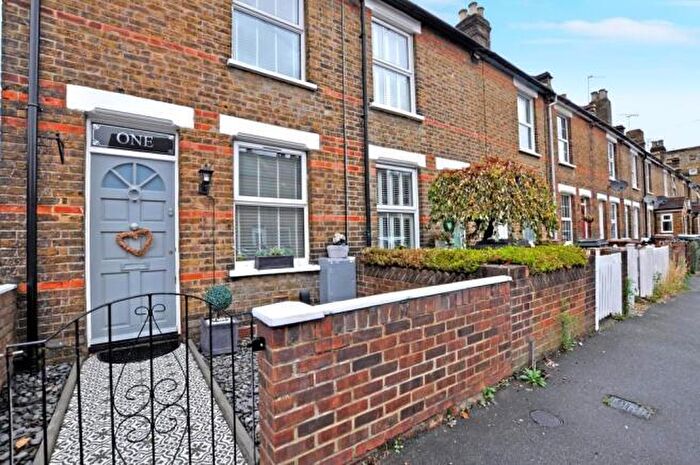 2 Bedroom Terraced House To Rent In Wolseley Road, Chelmsford, CM2