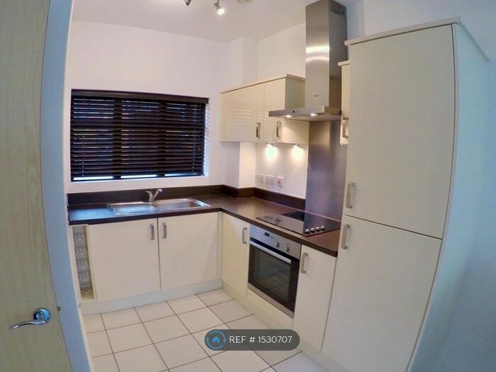 1 Bedroom Flat To Rent In Jewellery Quarter, Birmingham City Centre, B18
