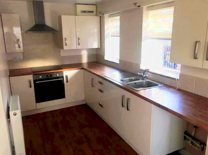 3 Bedroom House To Rent In The Oval, Retford, DN22