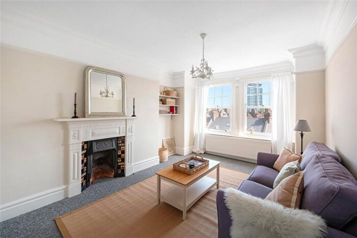 2 Bedroom Flat For Sale In Cambridge Road, Battersea, SW11