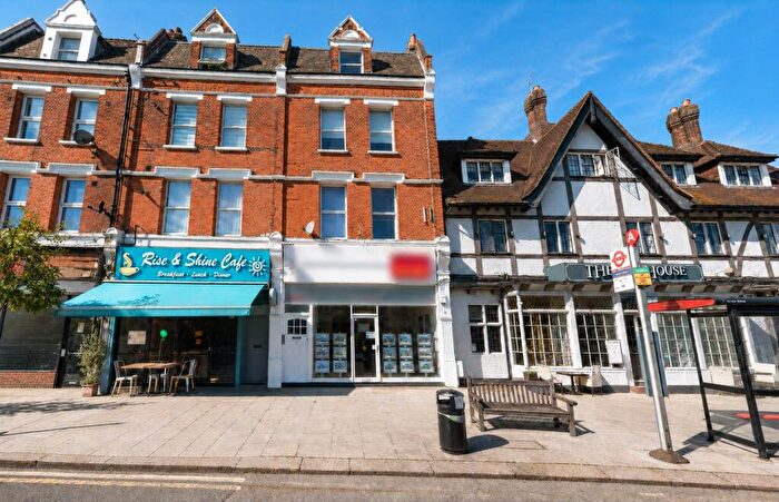 1 Bedroom Apartment To Rent In Flat, High Street, Barnet, EN5
